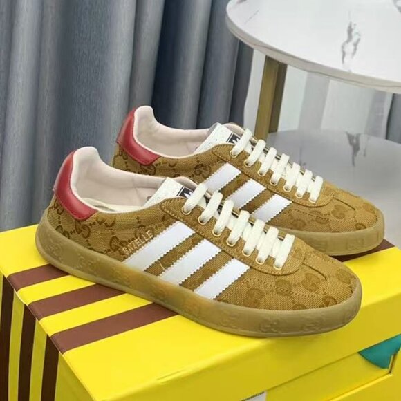 Adidas x Gucci Gazelle Sneaker Tan Monogram Wom - Picture 3 of 9